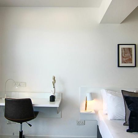 Phaedrus Living: Luxury Suite Nicosia 505 Exterior foto
