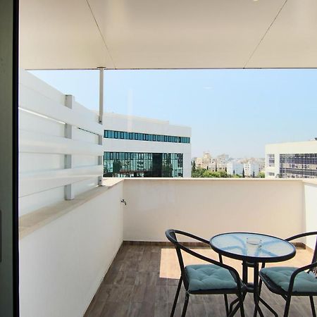 Phaedrus Living: Luxury Suite Nicosia 505 Exterior foto