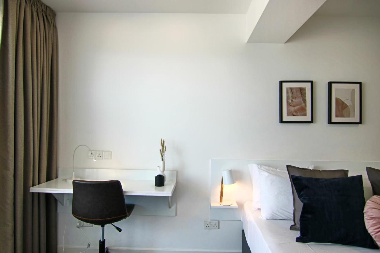 Phaedrus Living: Luxury Suite Nicosia 505 Exterior foto